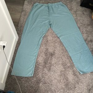 Standardtextile,size xl 56% cotton pant. Back pocket